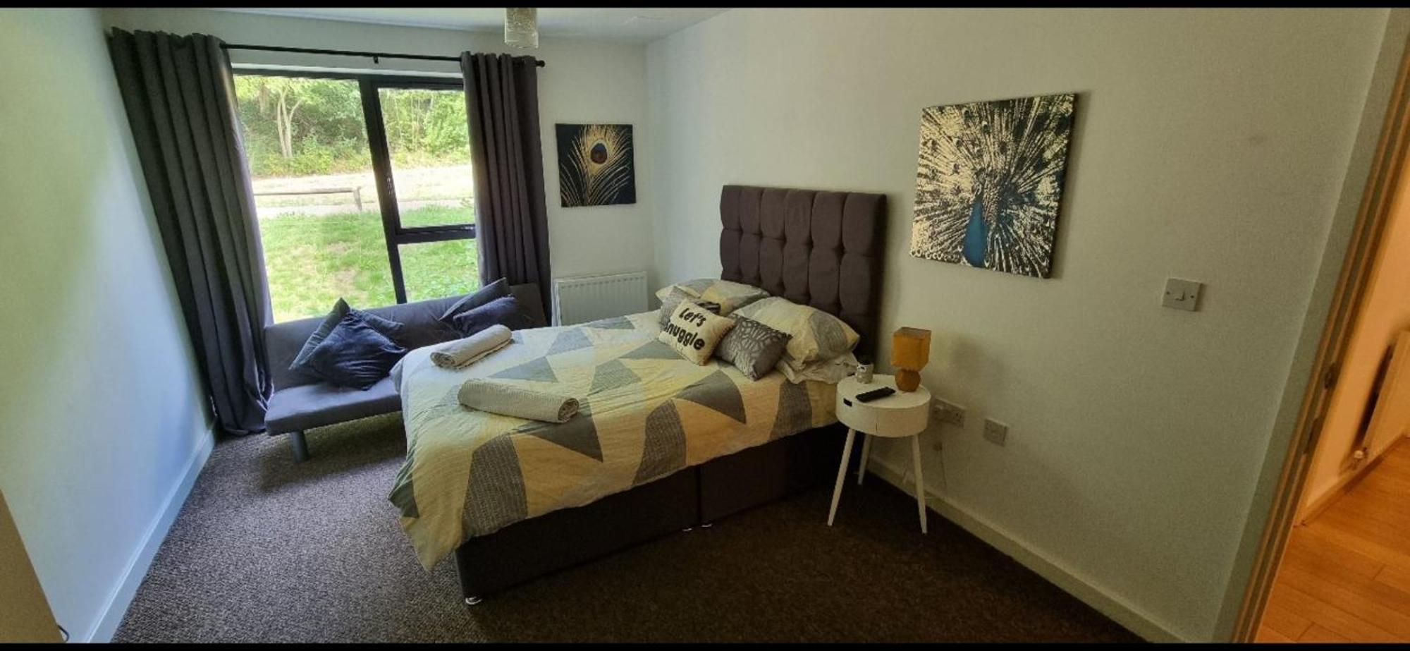 Brentwood Town Retreat - Large 2 Bedroom Apartment Exterior photo